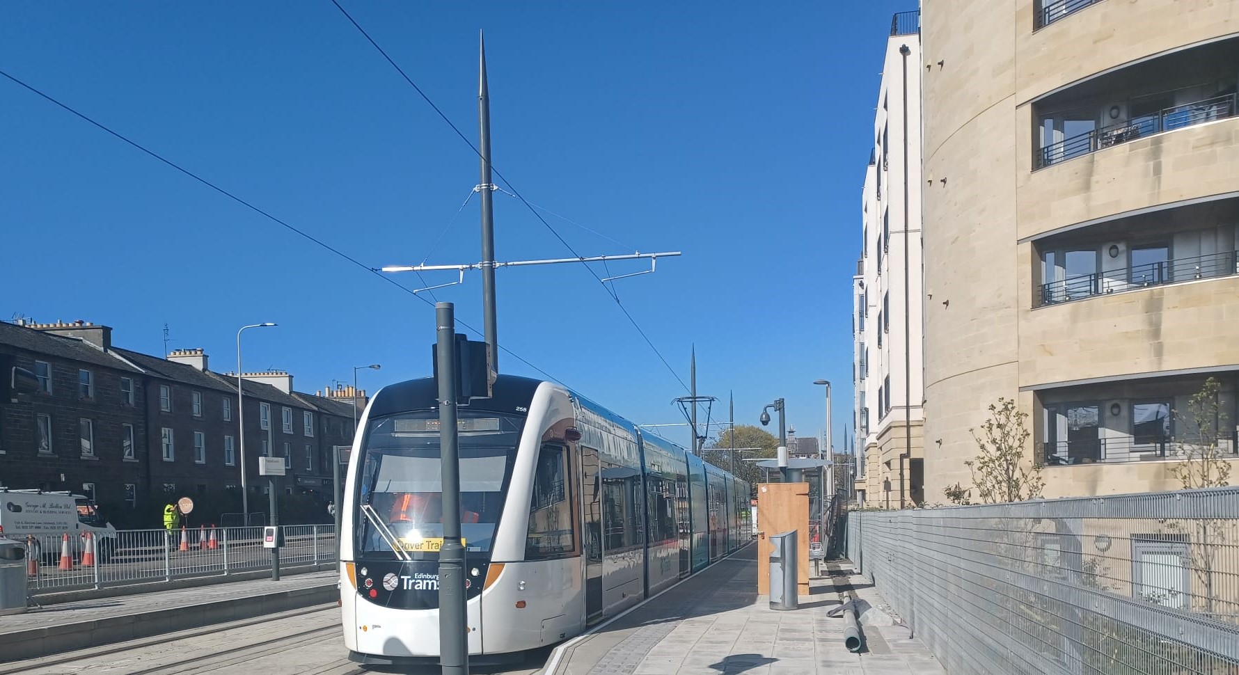 Photo of tram pulling into the Newhaven tram stop